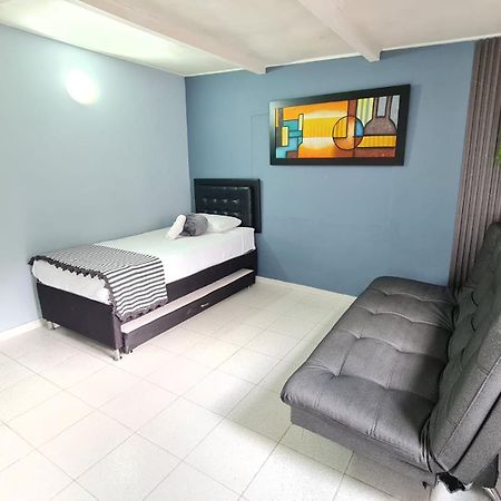 New Cozy Apartment In The Poblado, San Lucas Medellín Esterno foto